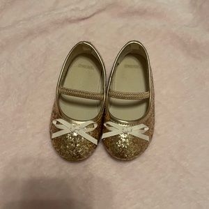 Gymboree Gold Sparkly Girls Shoes Size 6